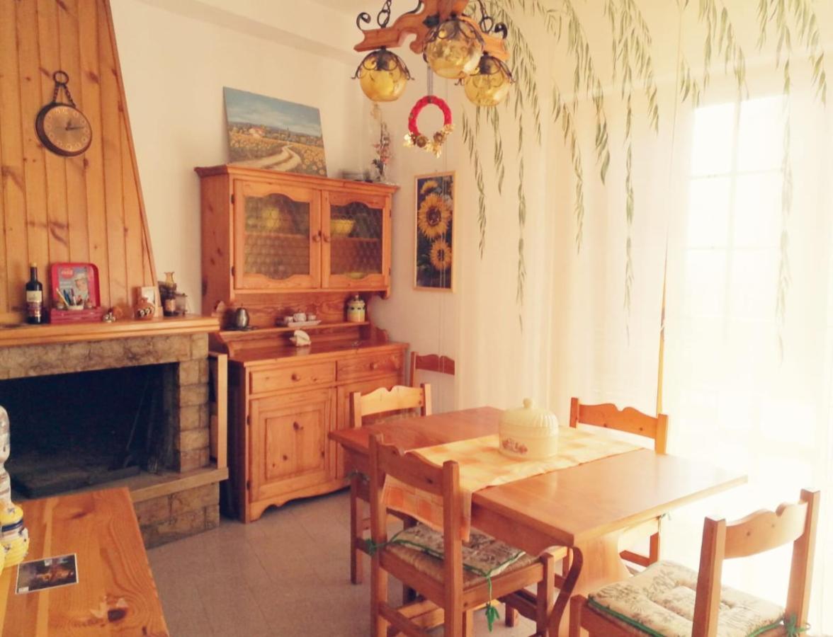 Wanderlust Sant'Angelo Il Paese Delle Fiabe Bed & Breakfast Roccalvecce Exterior foto